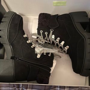 Torrid shearling lace up chunky bootie - black (WW)